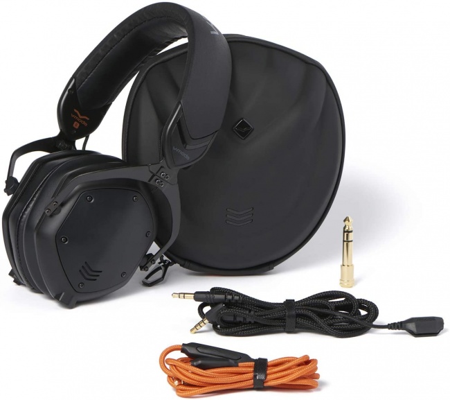Crossfade M-100 Master Over-Ear Headphone package