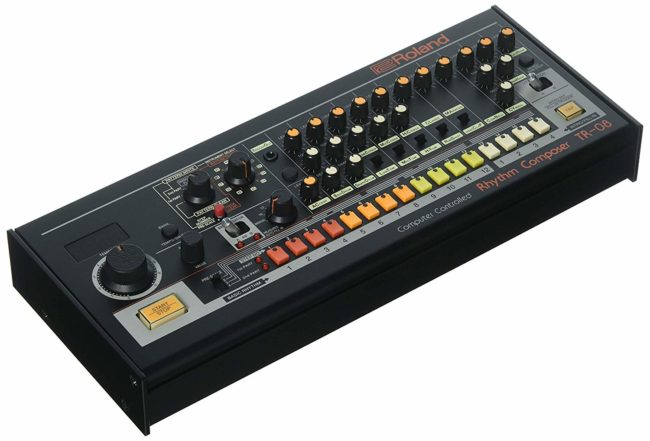 Roland TR 08