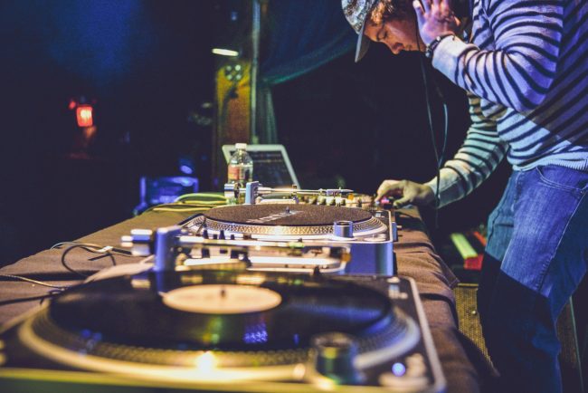 harmonic mixing DJ