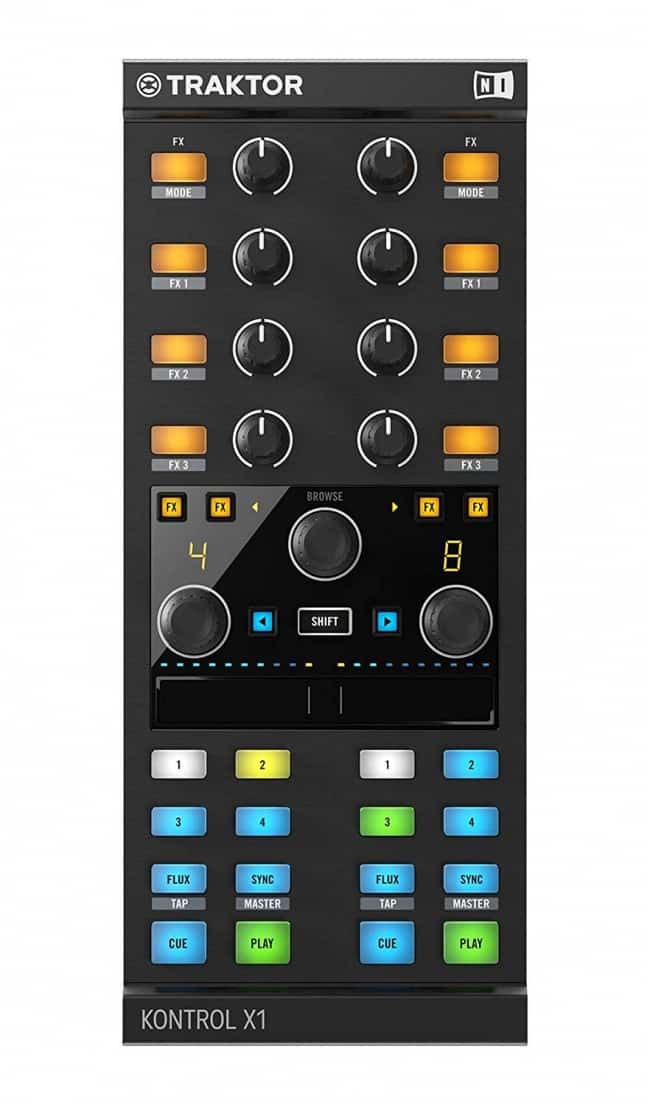 Native Instruments Traktor Kontrol X1 MkII DJ Controller