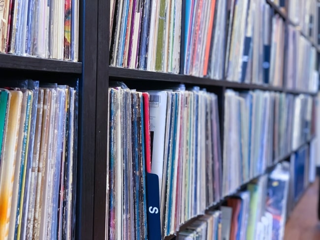 storing+vinyl+records